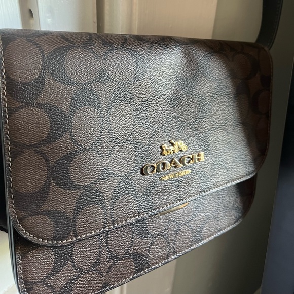 Coach Brynn Crossbody Bag - Picture 4 of 7